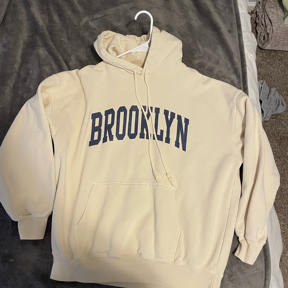 brandy melville brooklyn hoodie